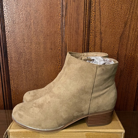 Brand New Lane Bryant Taupe Suede Ankle Boot (Brand New) - Picture 5 of 16